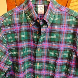 BRAND NEW Brooks Brothers Regent Fit shirt with tag! Size M